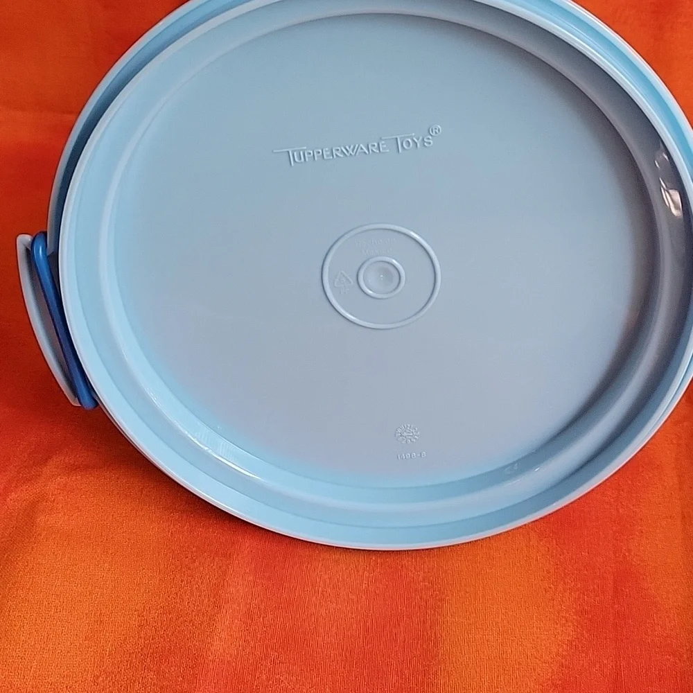 Tupperware cute piece