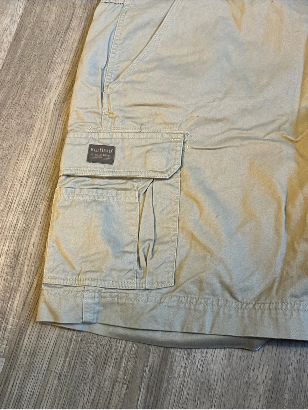 Khaki Cargo Shorts - RedHead 42x10