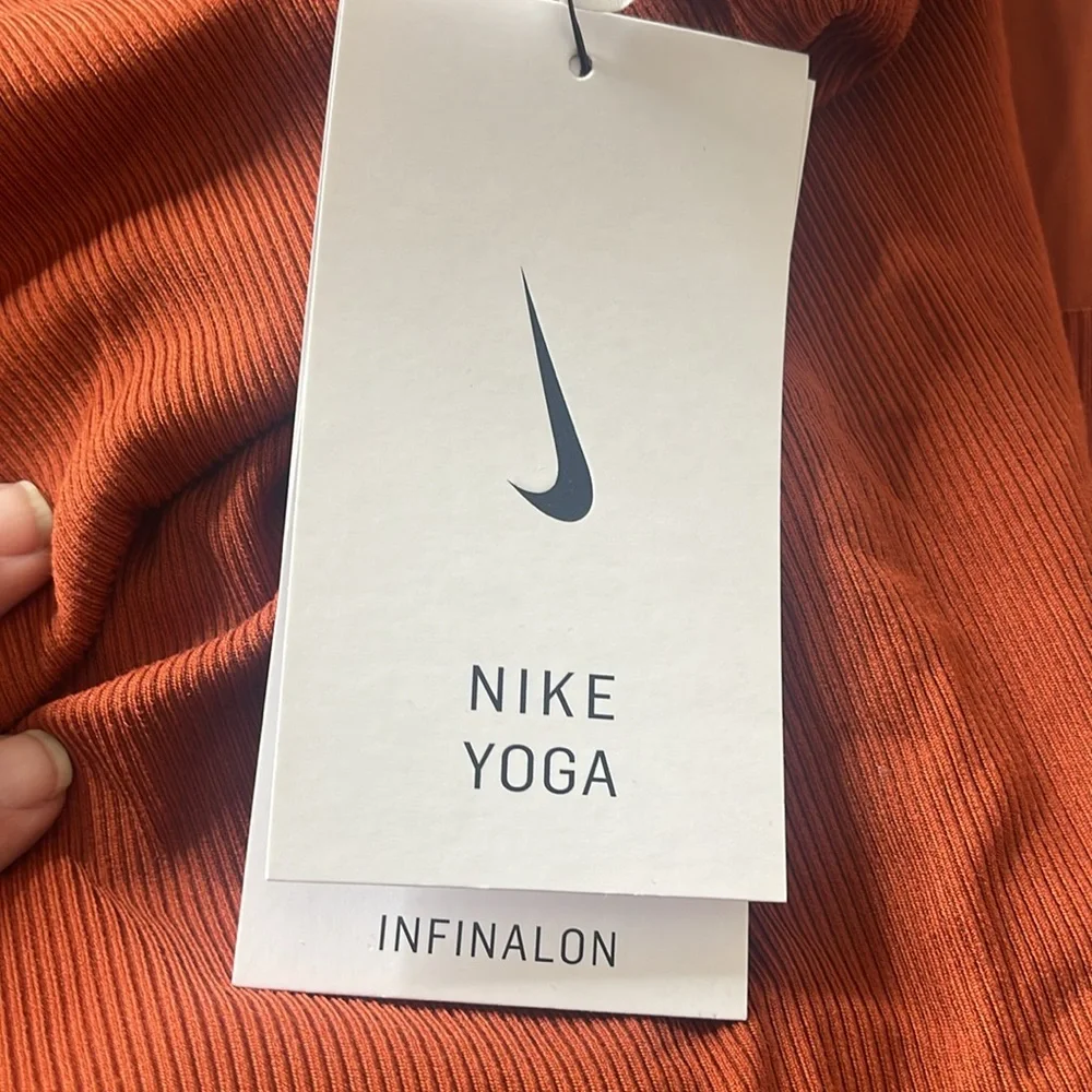 Nike yoga luxe