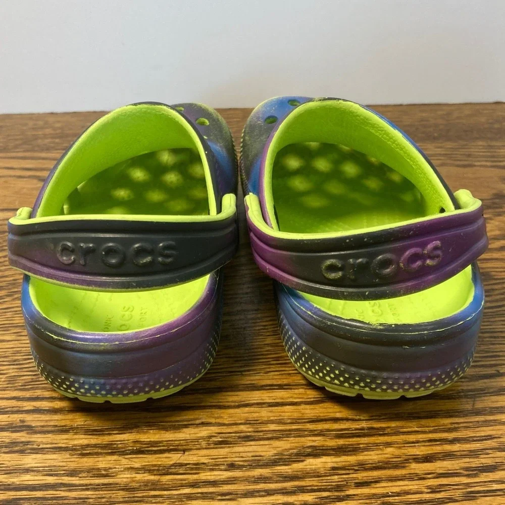 CROCS classic clogs