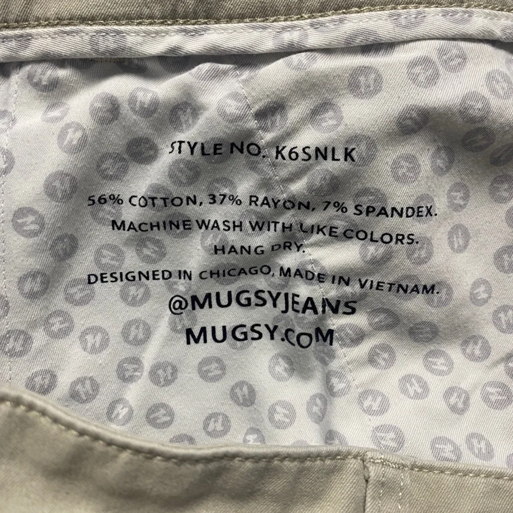 Mugsy Teddys Mens Khaki Chino Shorts Size 38 w/ 9 Inch Inseam Stretch K6SNLK Tan