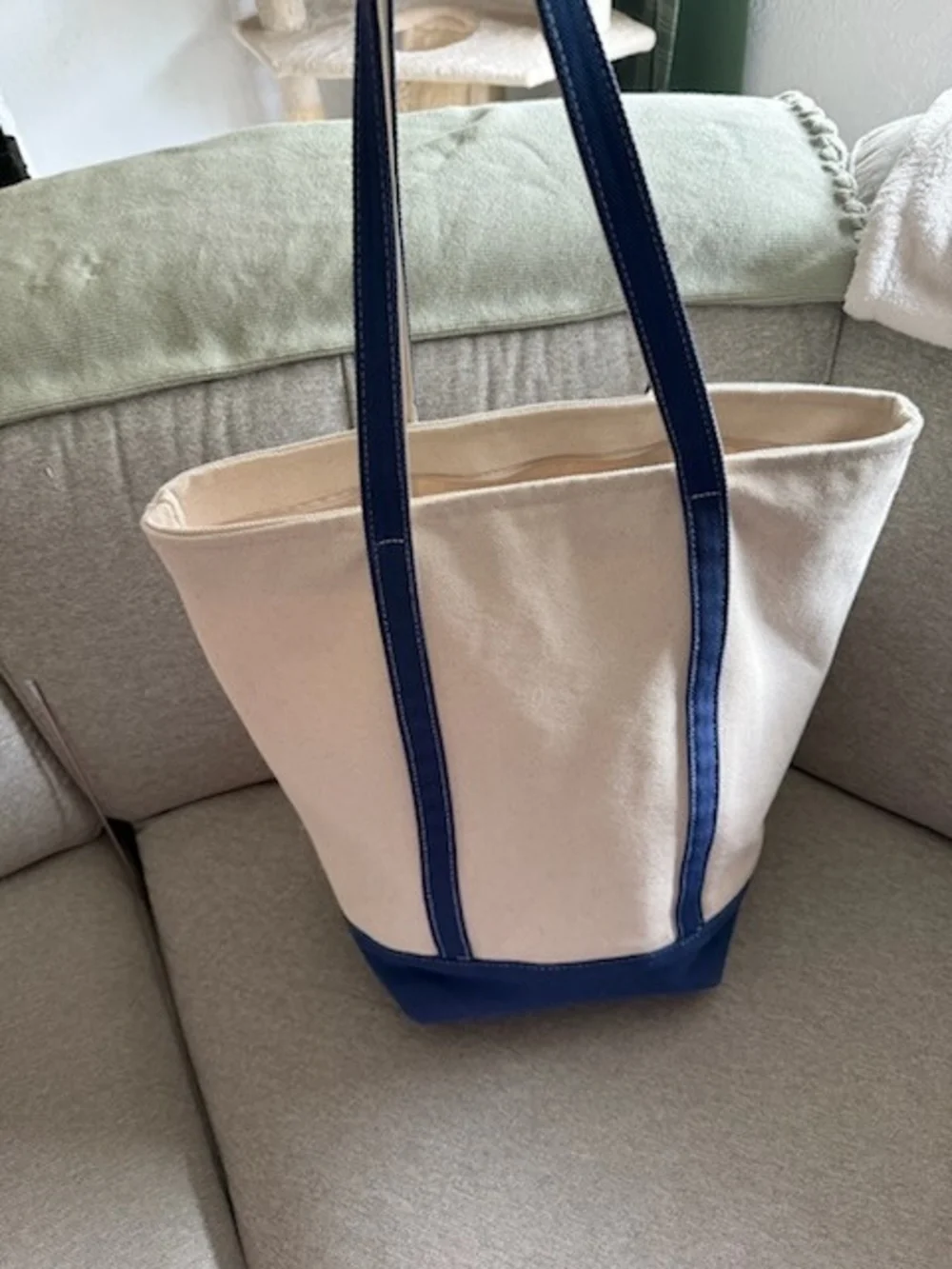 N/A sturdy canvas