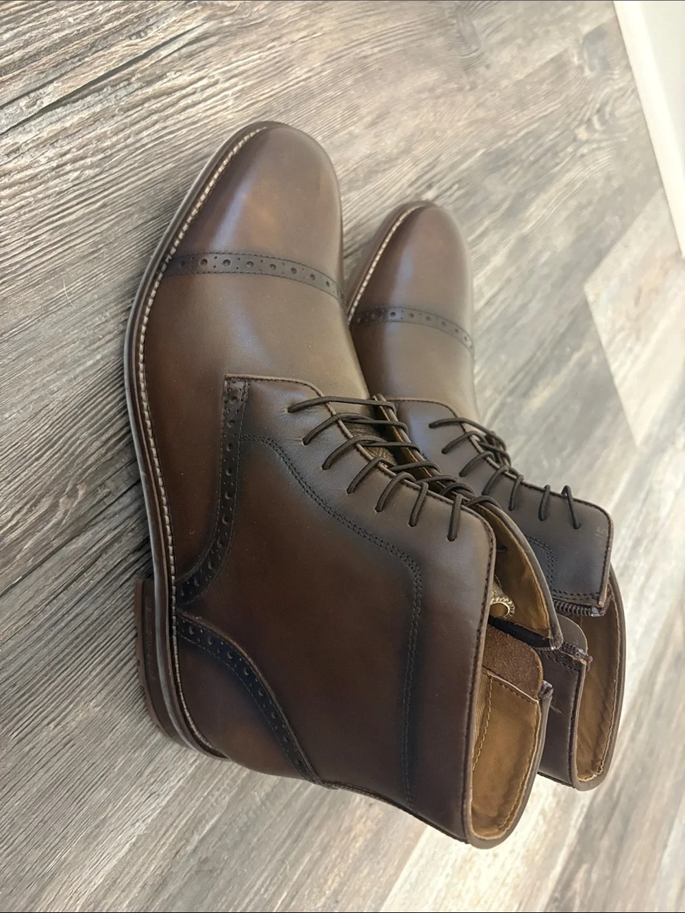 Kenneth Cole Reaction insole from pair