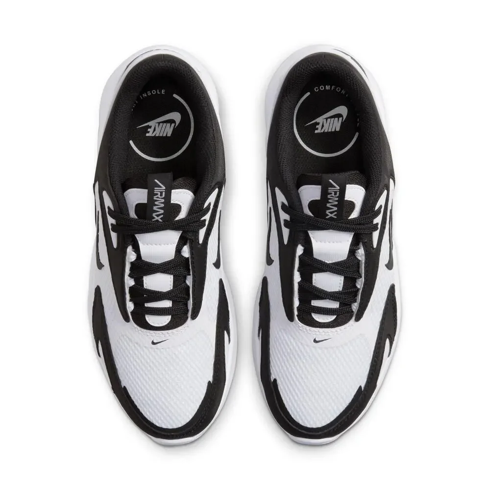 Nike step into
