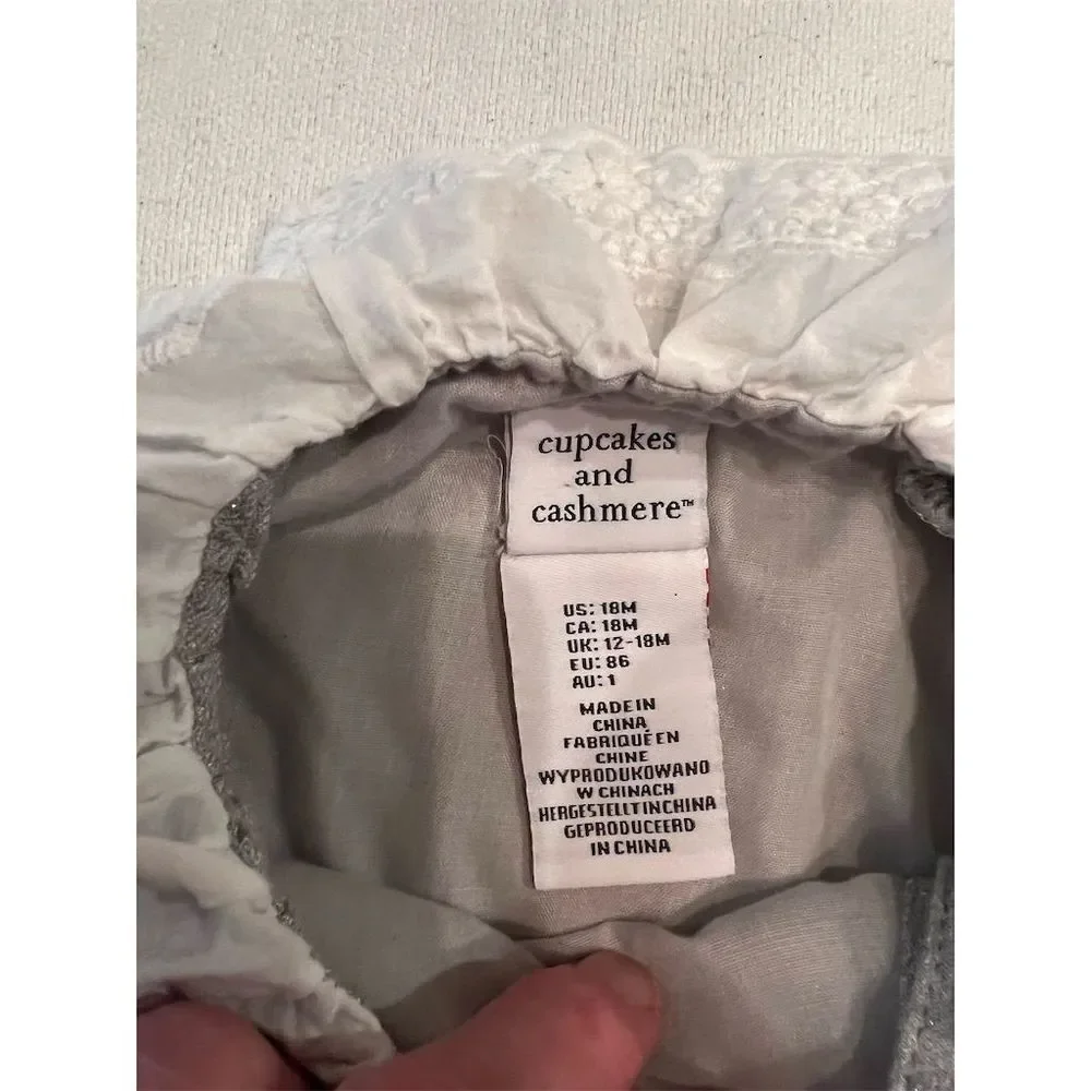 cupcakes & cashmere owned various