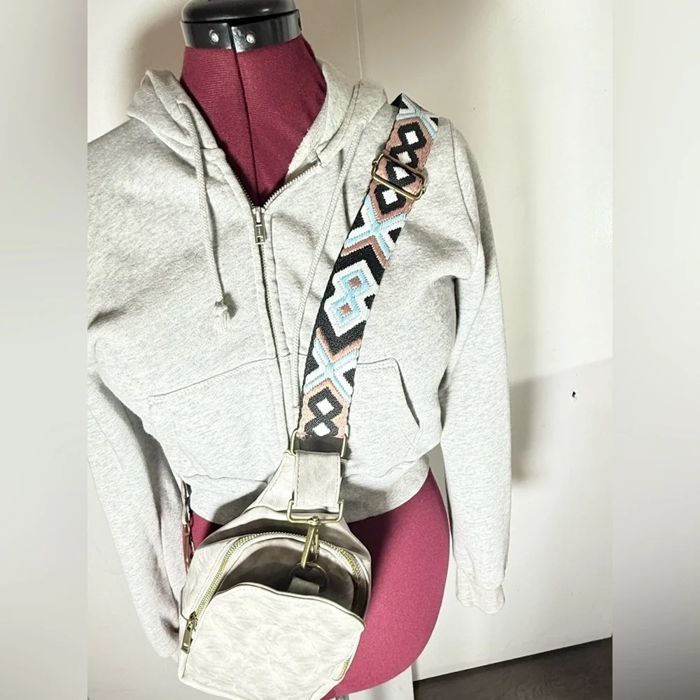 Source Unknown stylish crossbody