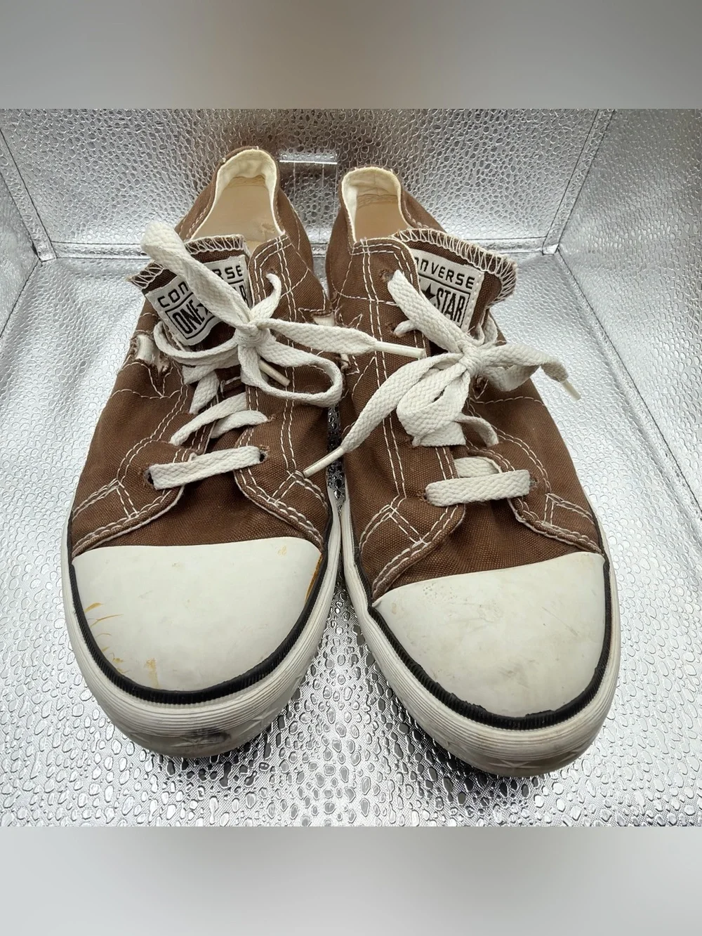 Converse classic low