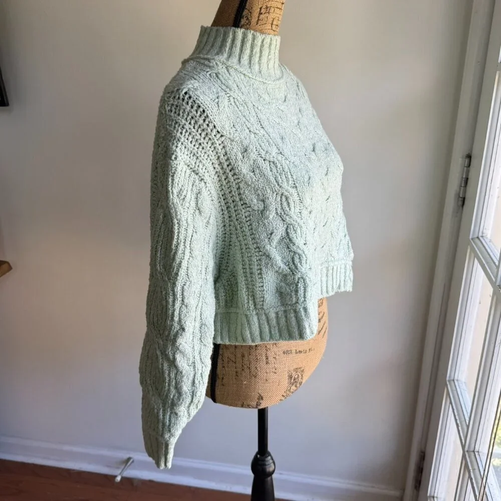 Free People details size