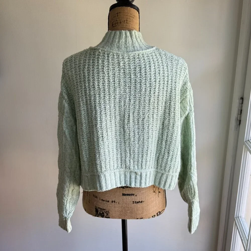 Free People details size