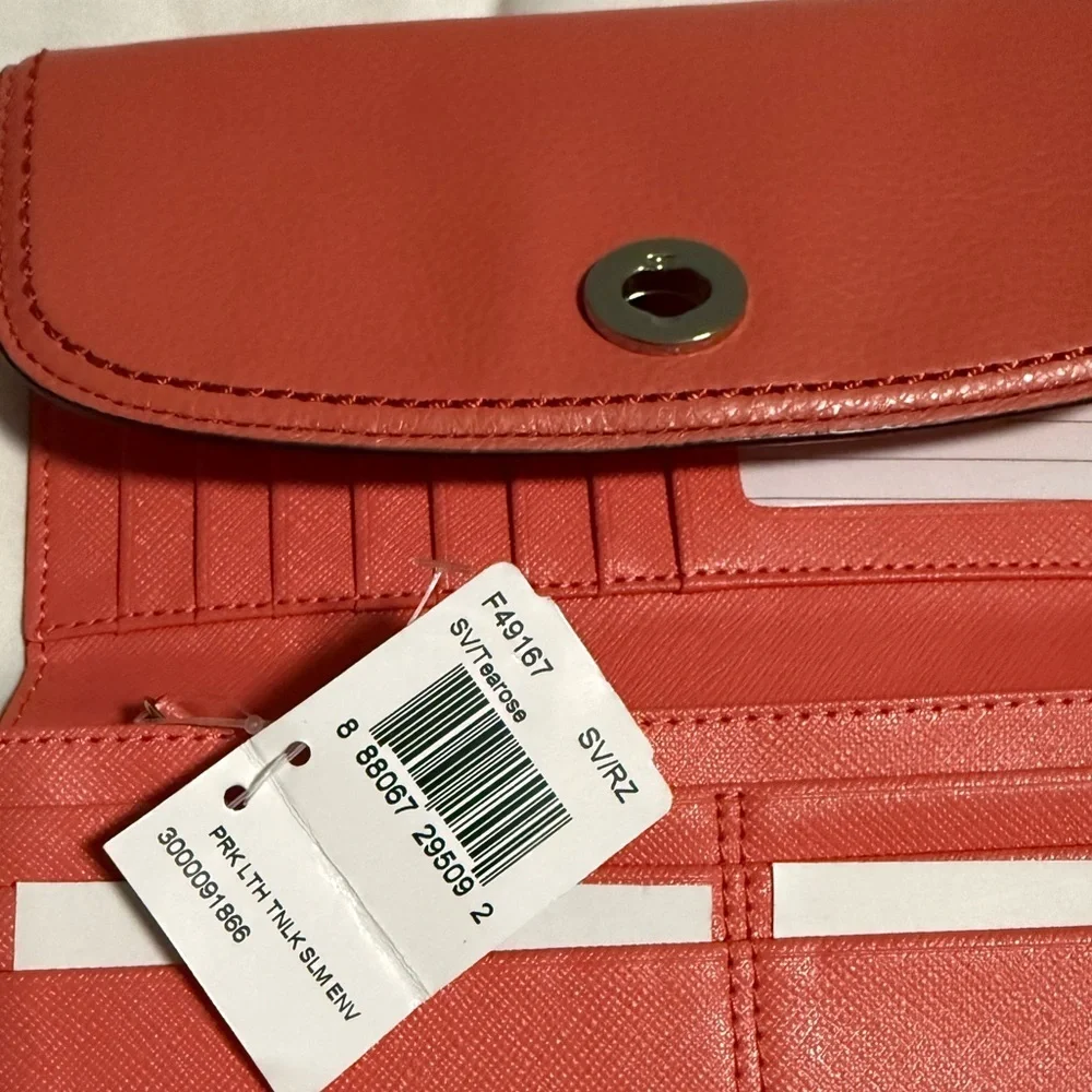 Coach “Park” Leather Turn lock slim envelope wallet F49167 in Tea Rose 🌹 NWT