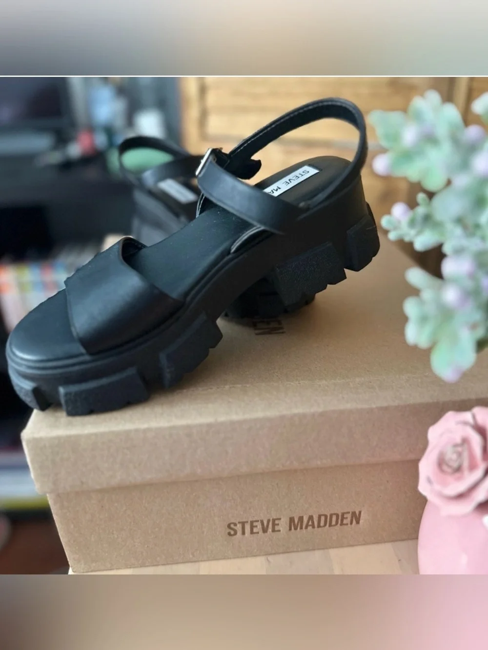 Steve Madden Black Platform Sandals