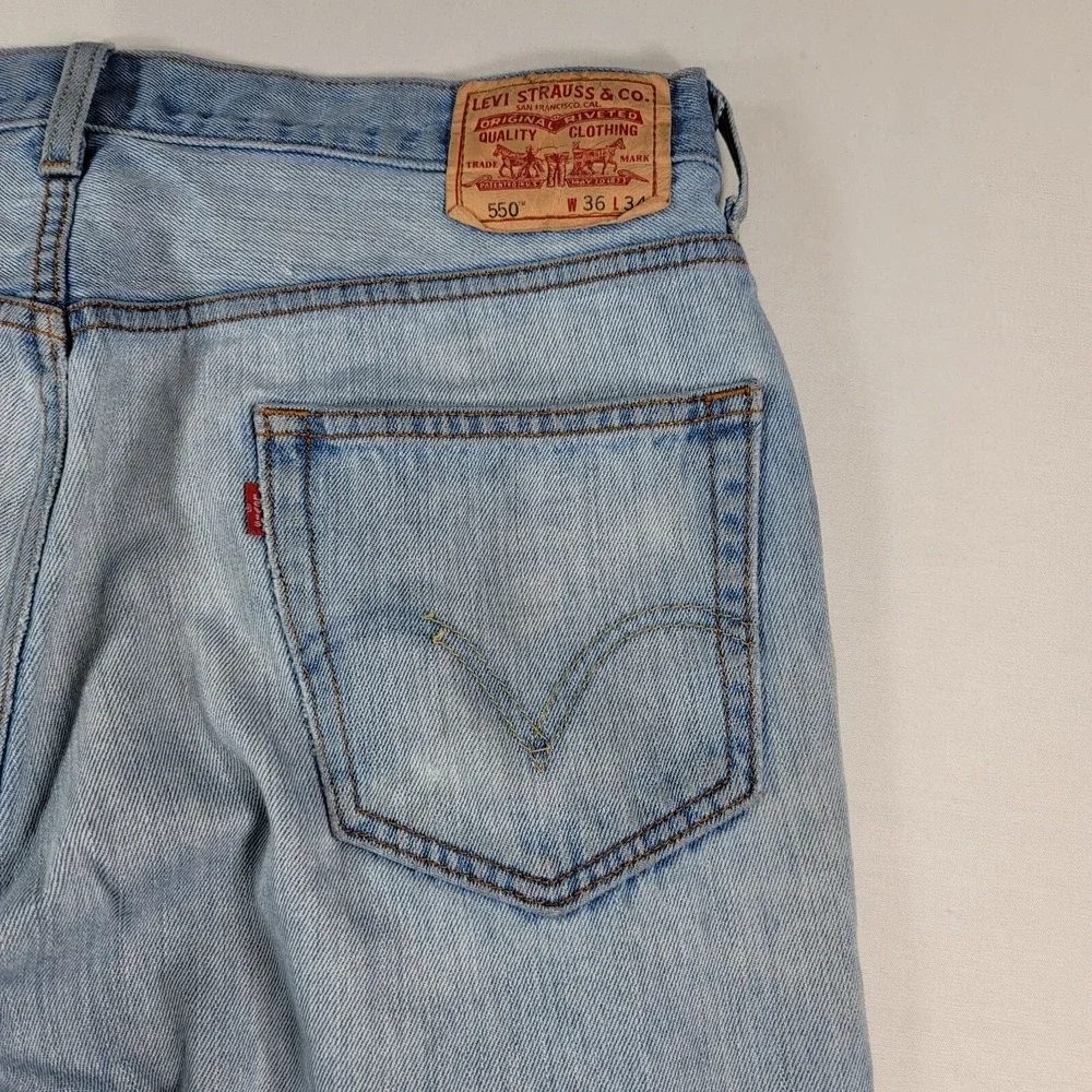 Levis levi 550