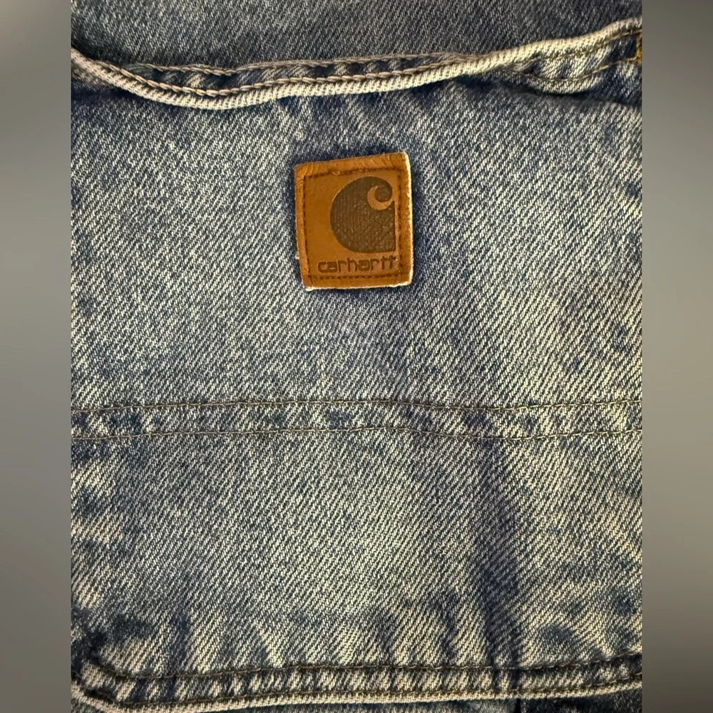 Carhartt inseam shorts