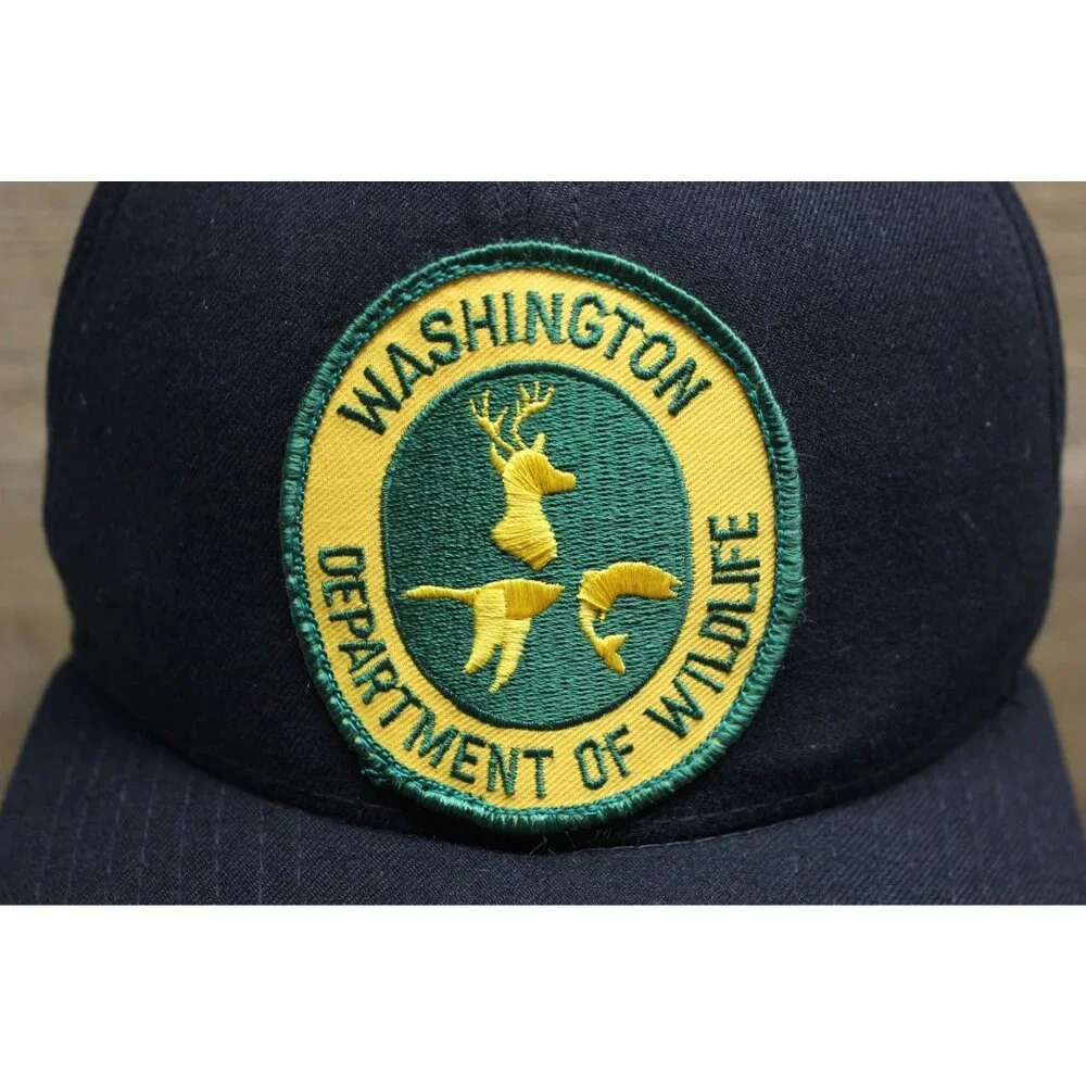 New Era Vintage Pro Model Snapback Hat Size Medium-Large Mesh‎ Wildlife Cap