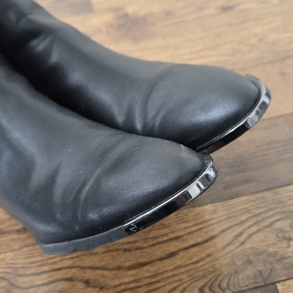 Bershka Black Ankle Booties with Elastic Detail And Metallic Trim Accent  37/ 7
