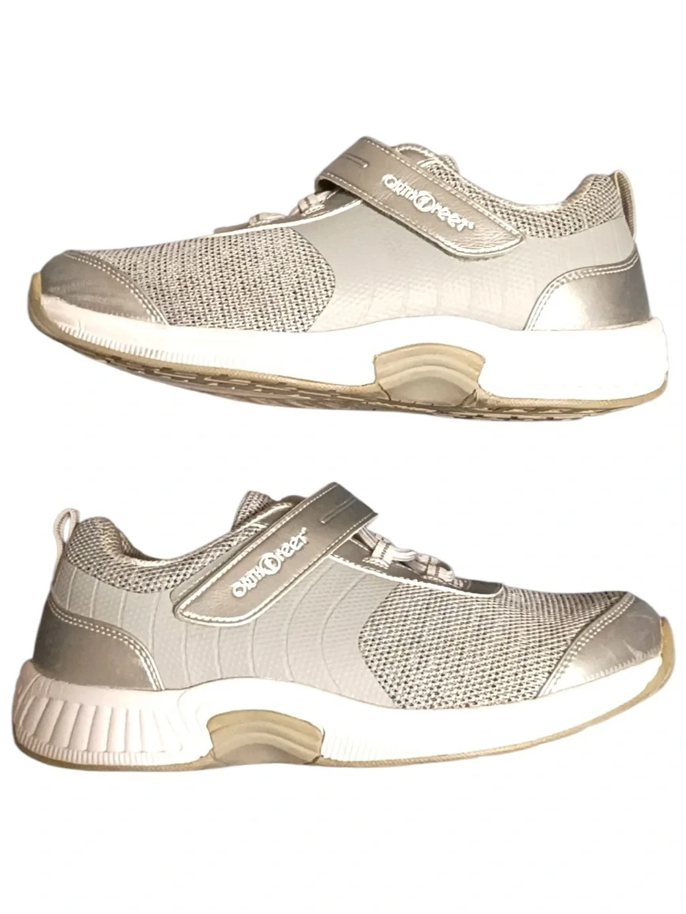 EUC Orthofeet Joelle Women's Orthopedic Silver Sneakers Sz 9.5B