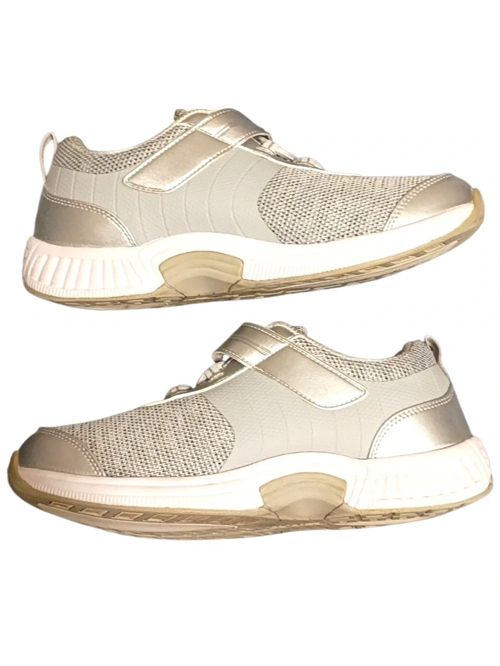 EUC Orthofeet Joelle Women's Orthopedic Silver Sneakers Sz 9.5B