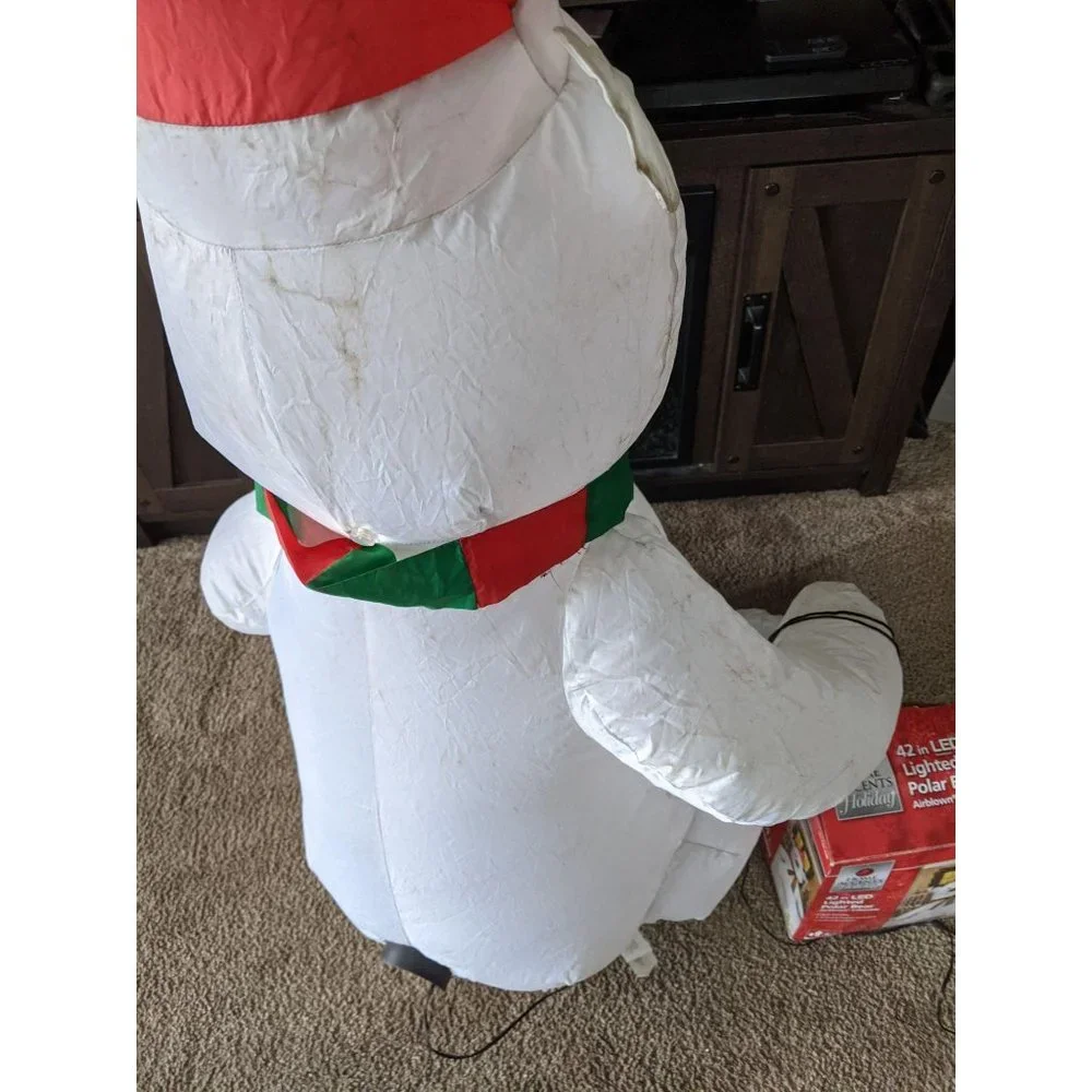 Home‎ accents polar bear inflatable Xmas lawn decor