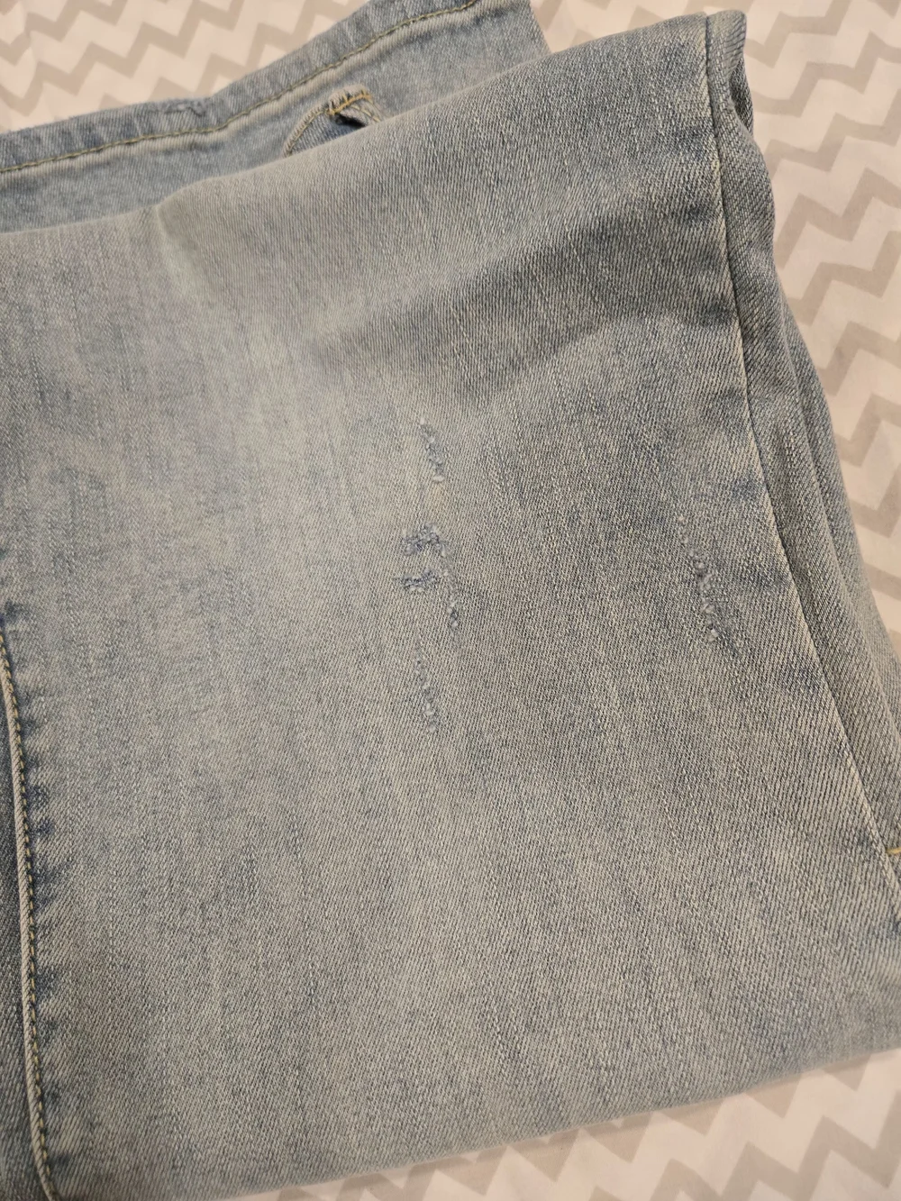*Arizona Jean Co* Athletic Taper Jeans - Light Denim
