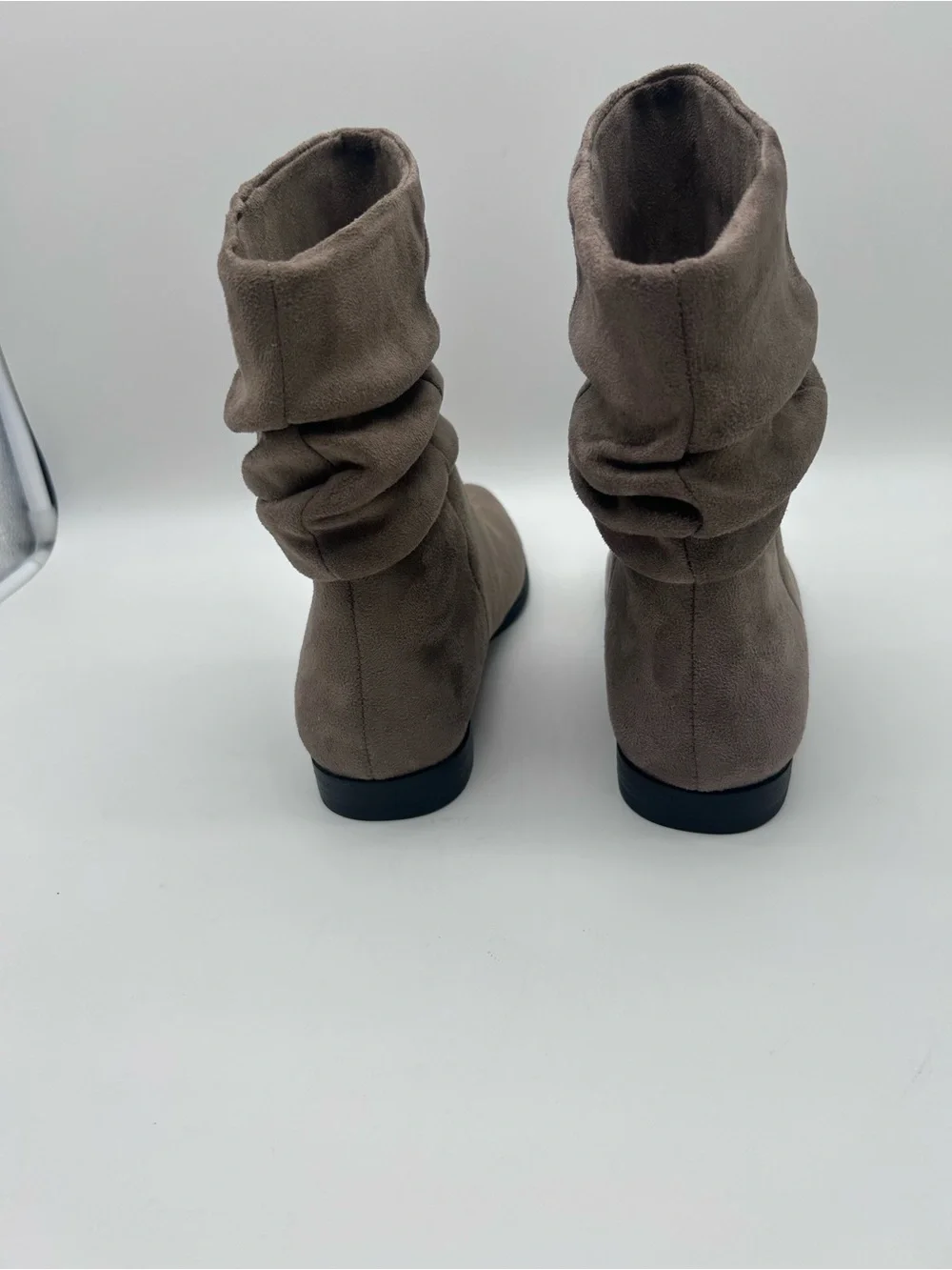 N/A stylish taupe