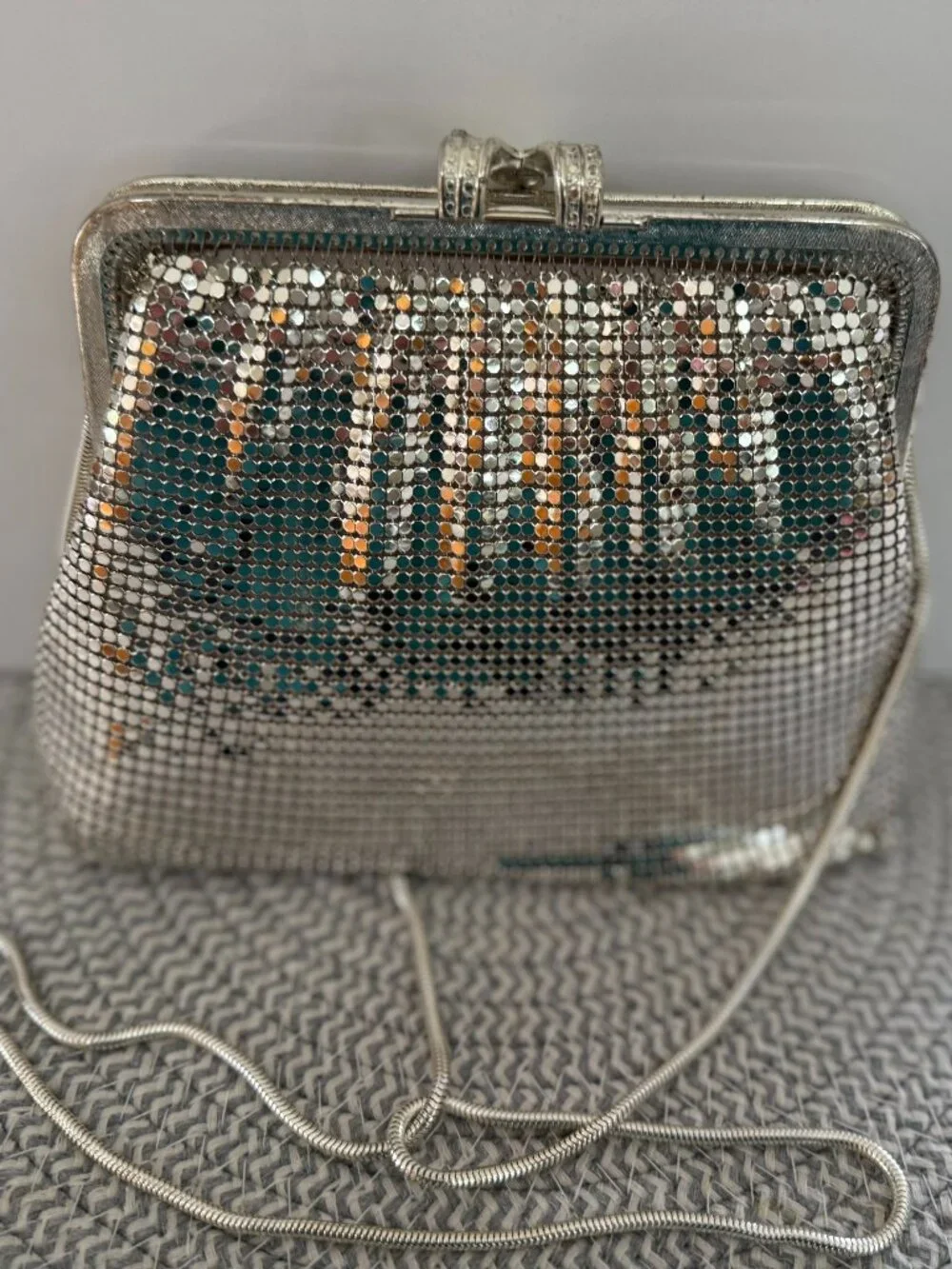 N/A elegant silver