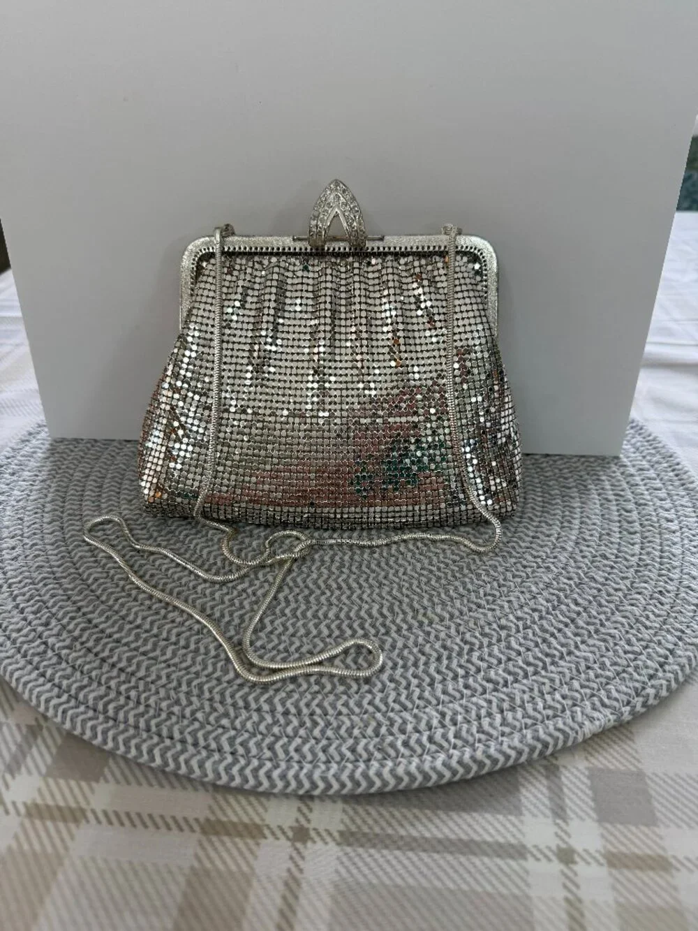 N/A elegant silver