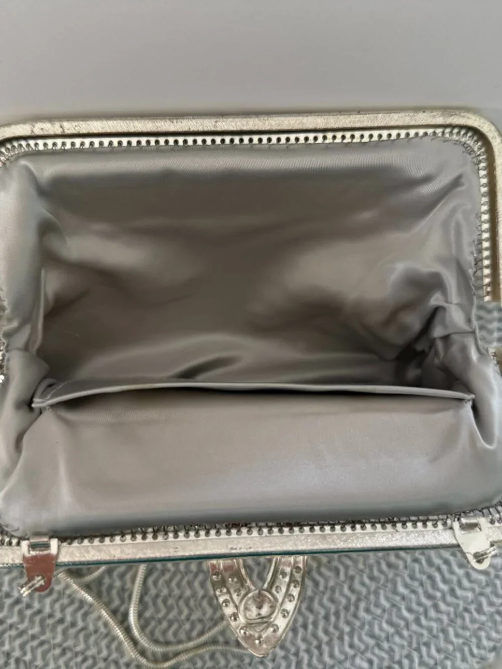 N/A elegant silver