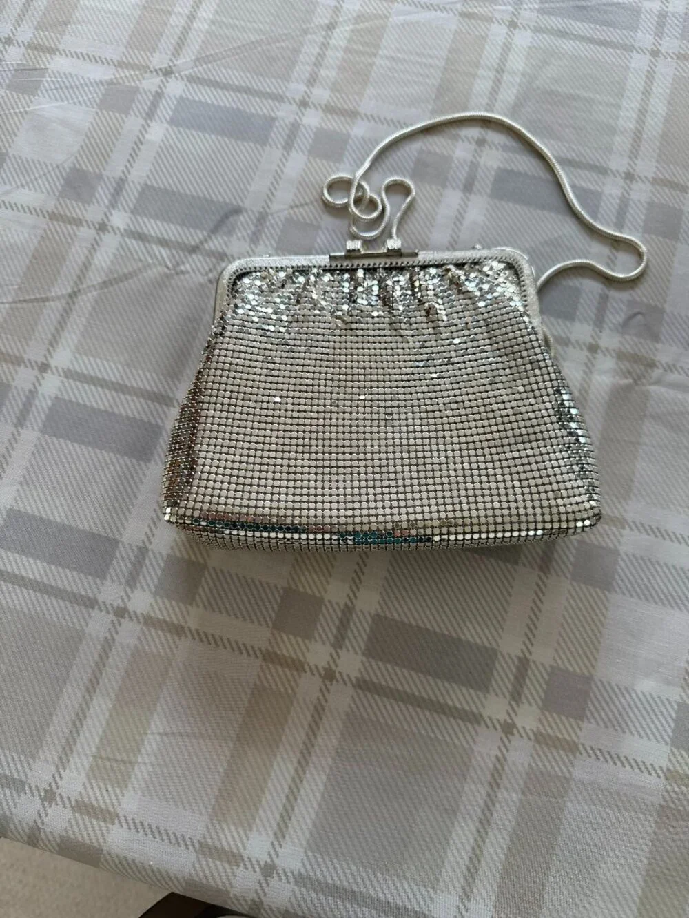 N/A elegant silver