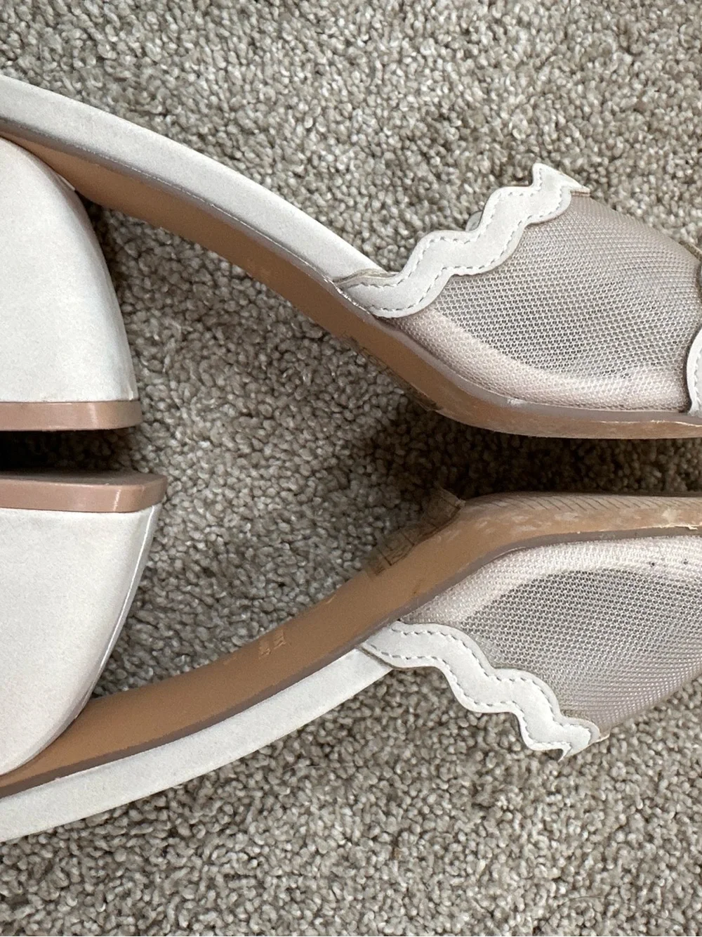 Oasis Society The Trina Scalloped Mesh Block Heel Vegan Leather Size 7.5 $42