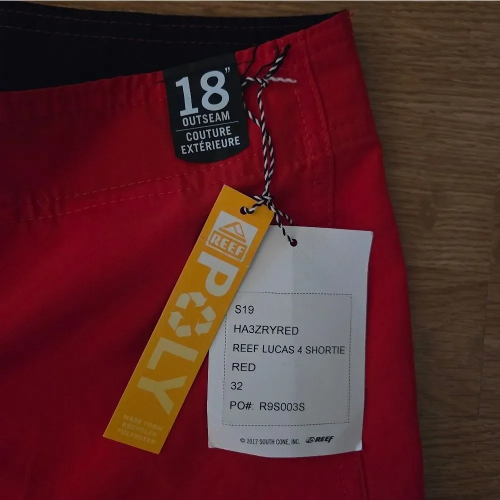 Reef Lucas 4 Shortie Boardshorts Sz 32