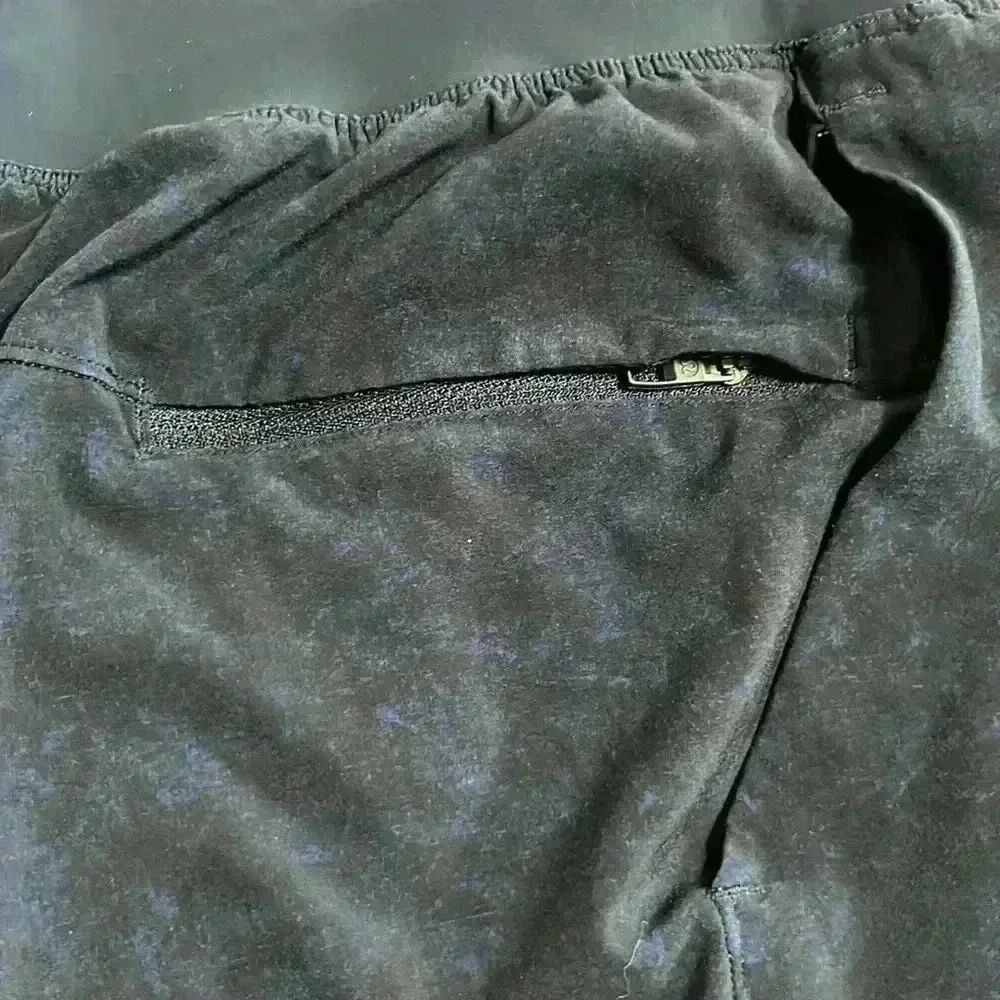 lululemon athletica conditions size