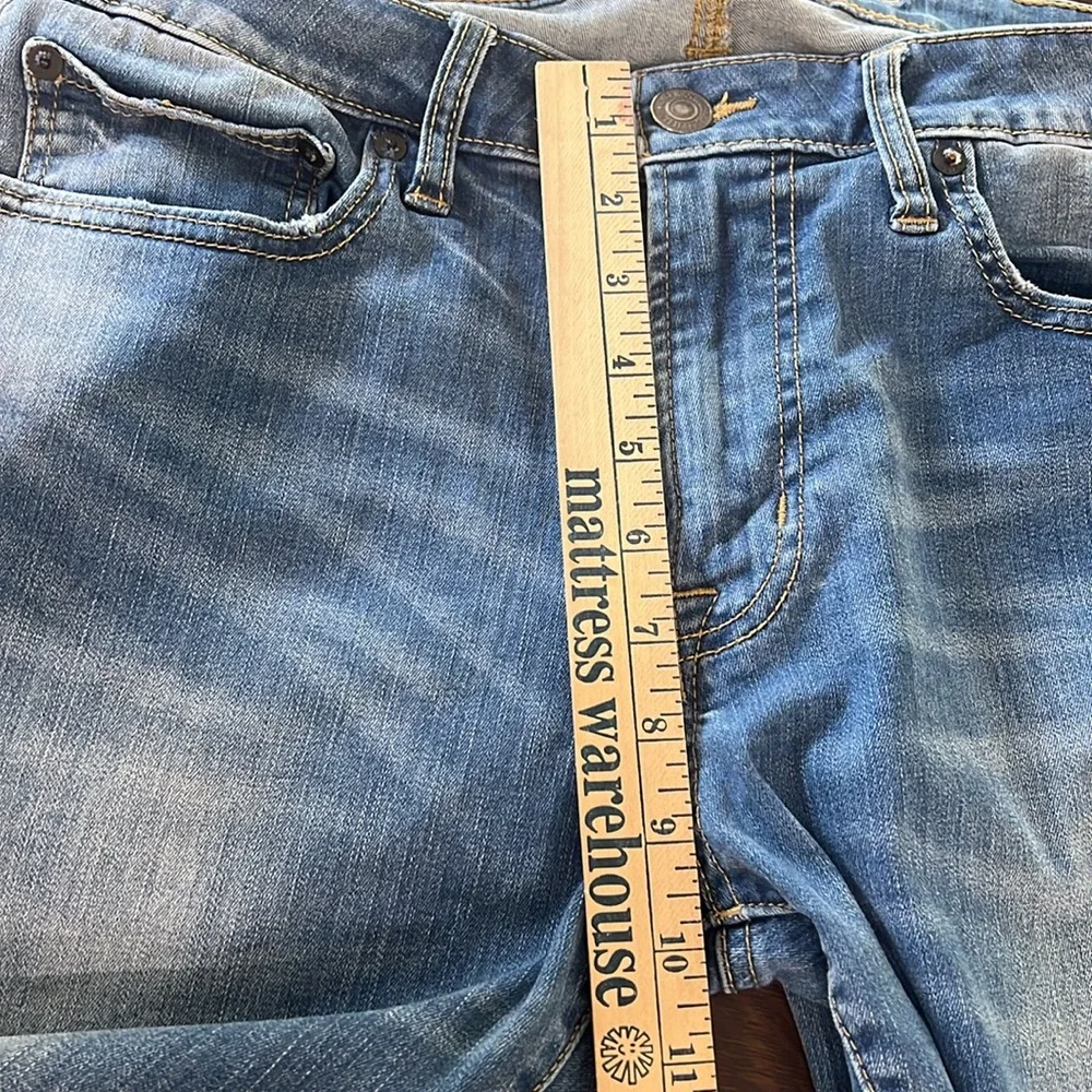 American Eagle Extreme Flex Skinny Men’s Jeans 33X30. Factory faded Blue