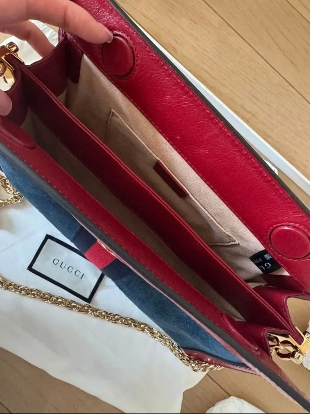 Gucci stylish crossbody