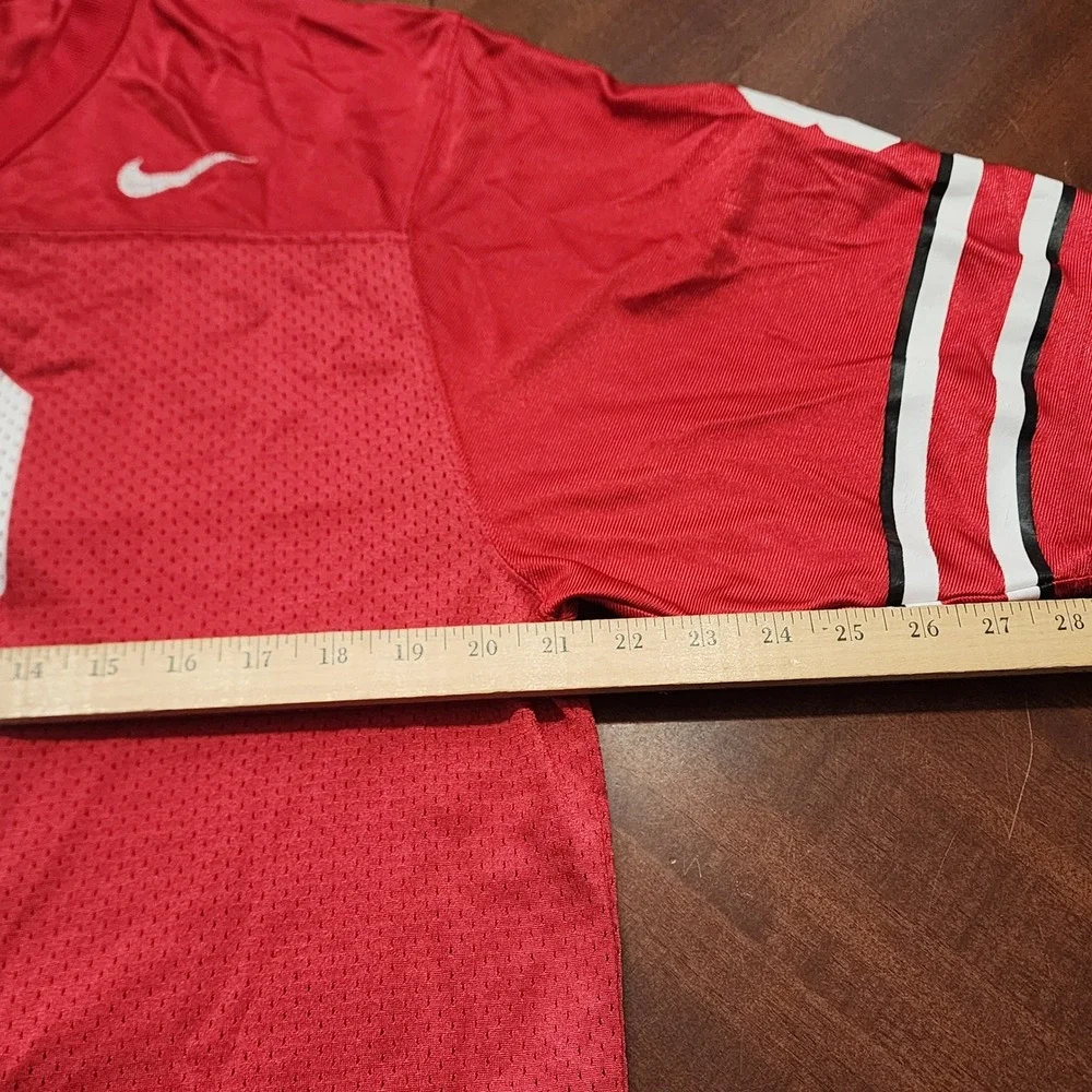 Nike all photos chest