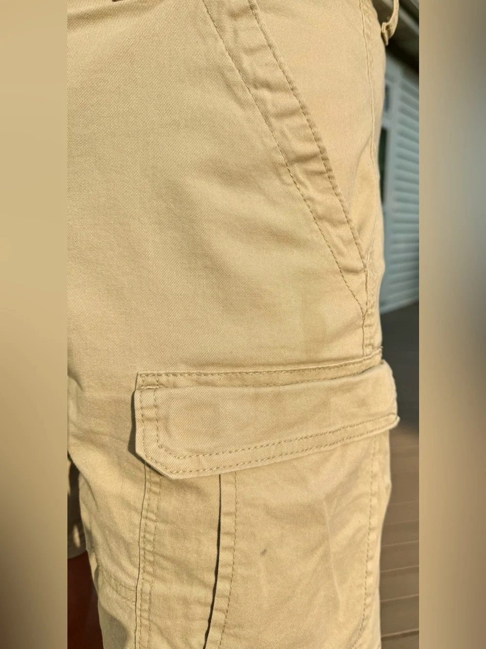 Wrangler shorts cargo pockets