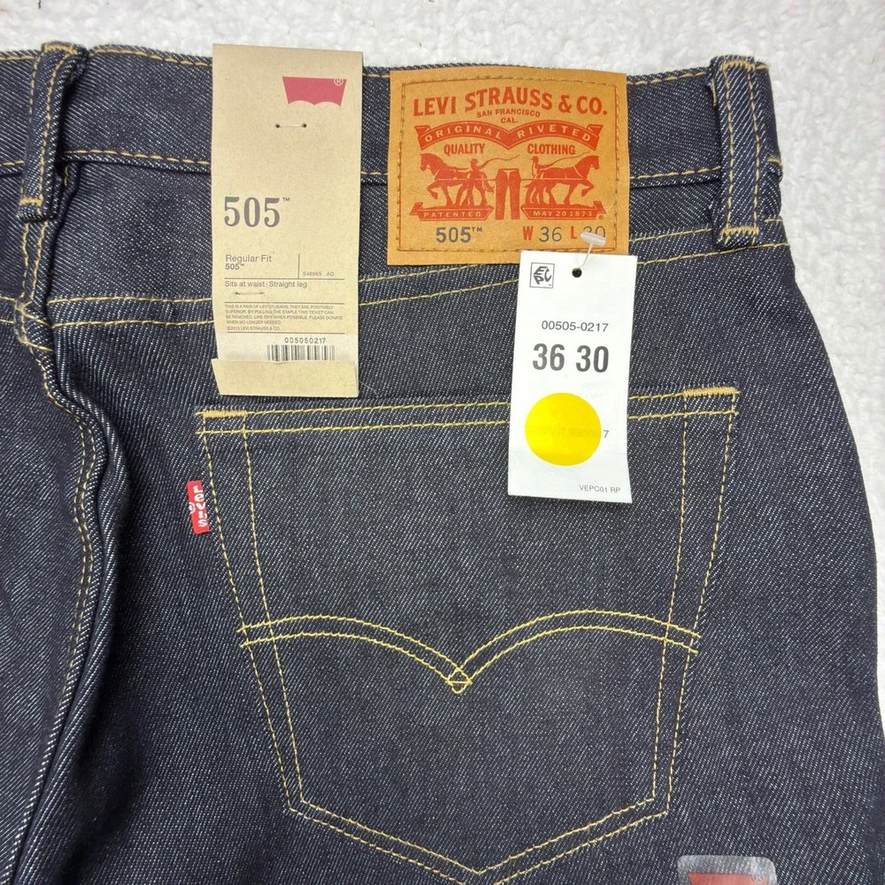Levis 505 Regular Fit Jeans Mens 36x30 Dark Wash Indigo Straight Leg NWT