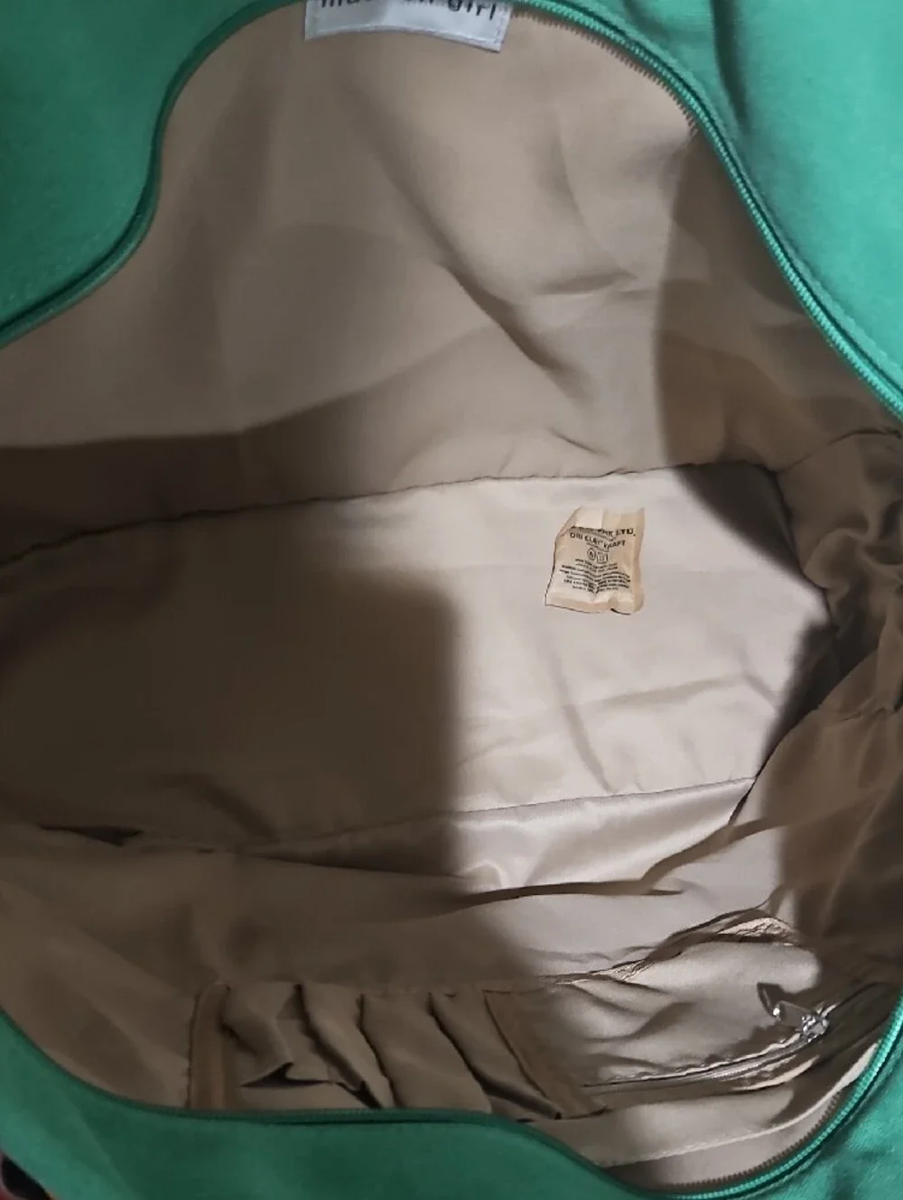Madden Girl nwt trim returns