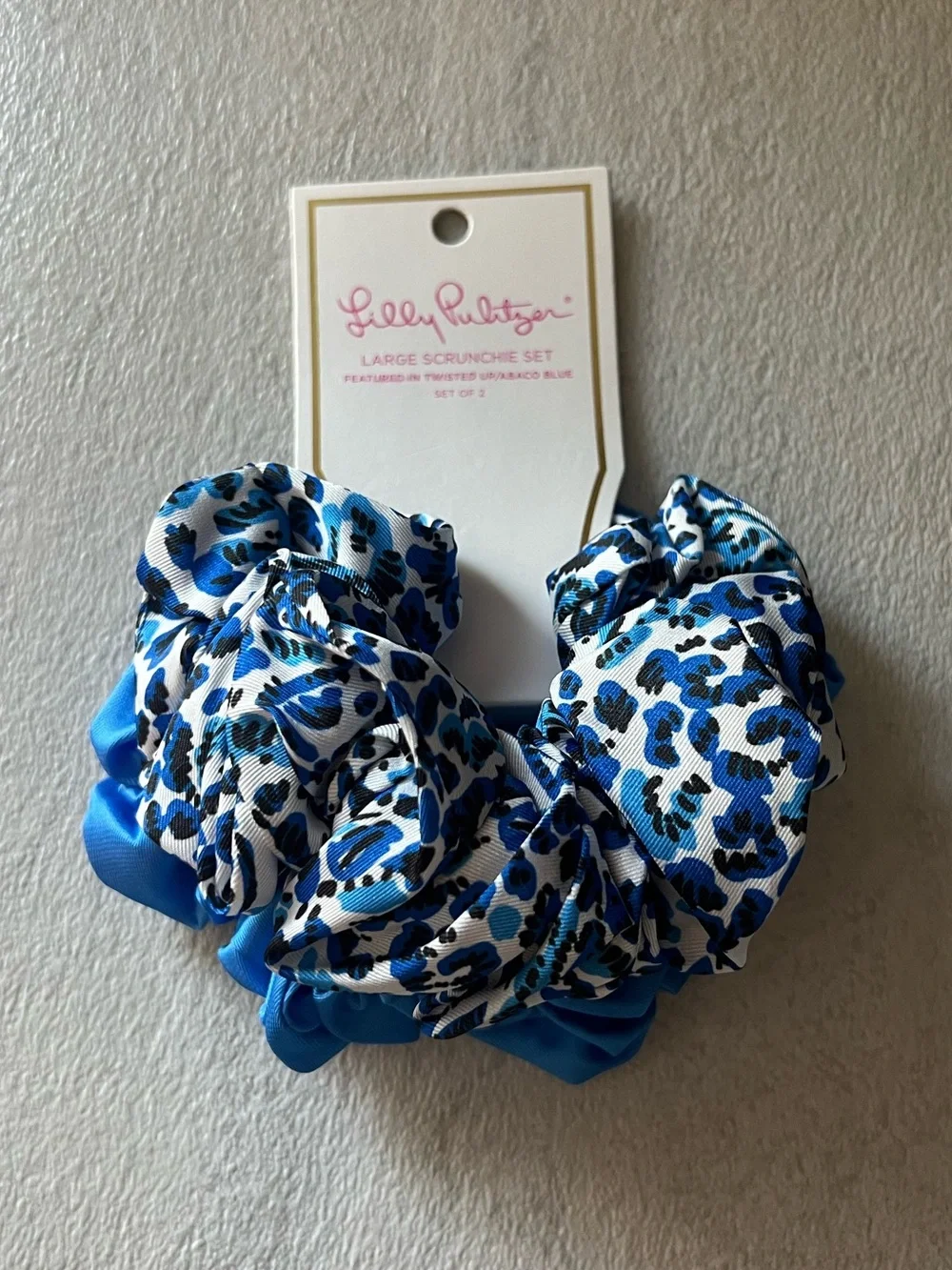 {Lilly Pulitzer} Brand New Satin Large Scrunchie Set