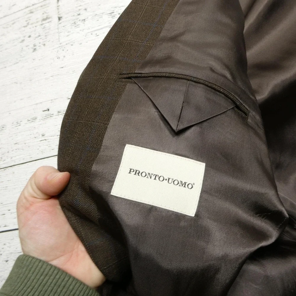 Pronto Uomo brand pronto