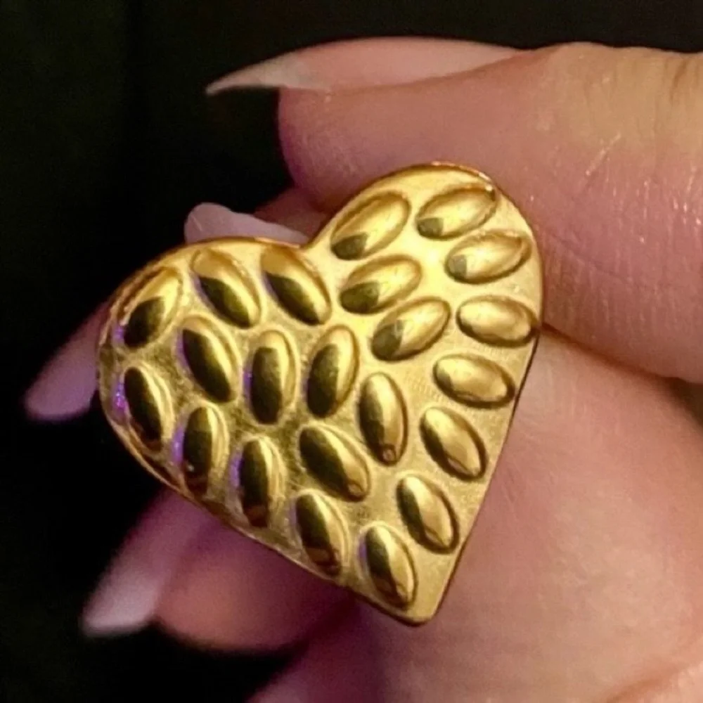 Size 8 Hypoallergenic Stainless Steel Heart  Ring NEW