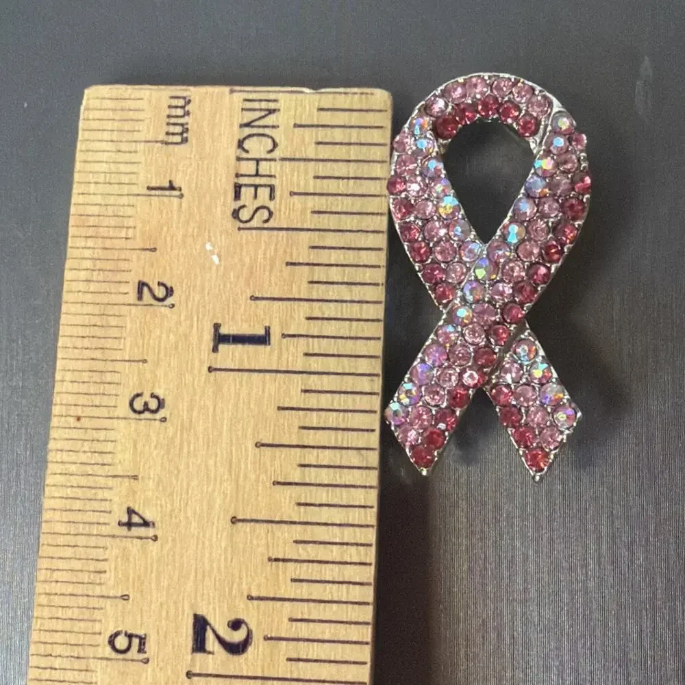 Unbranded pink rhinestones