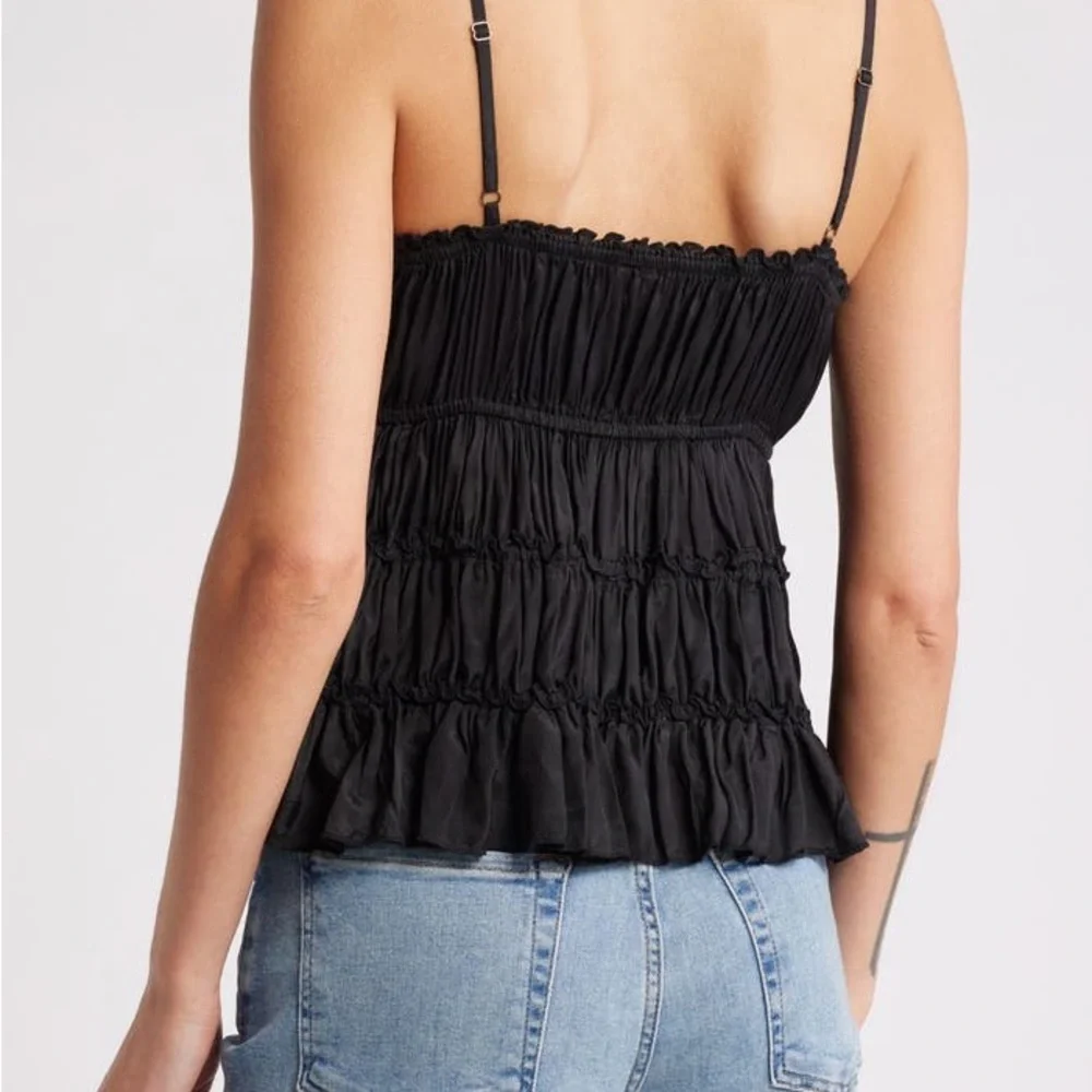 Free People reposhing this