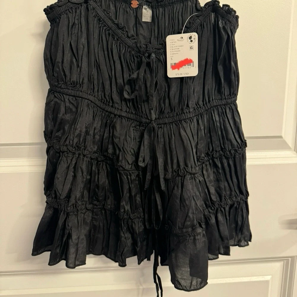 Free People reposhing this