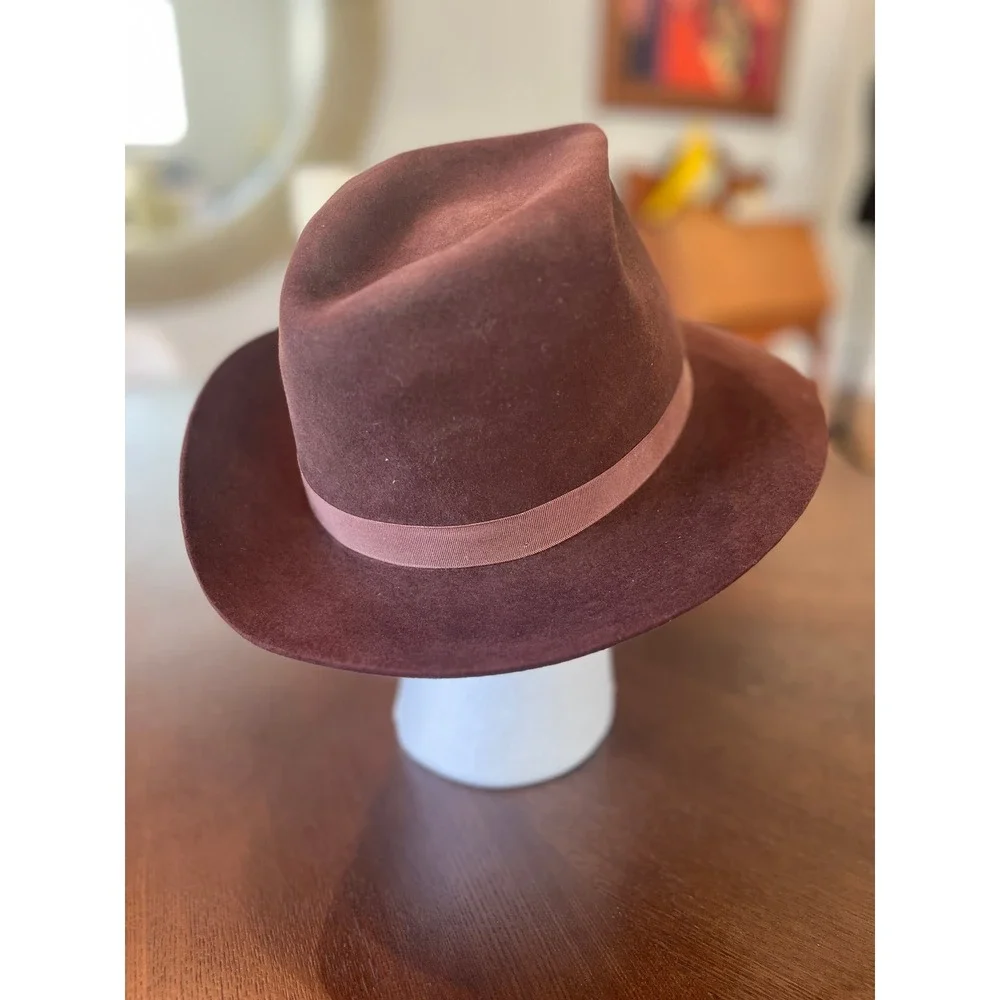N/A detailed gently wear