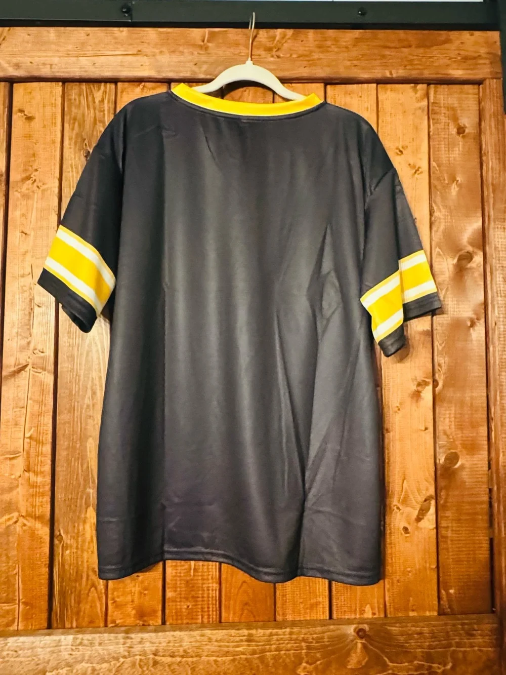 no brand women’s football