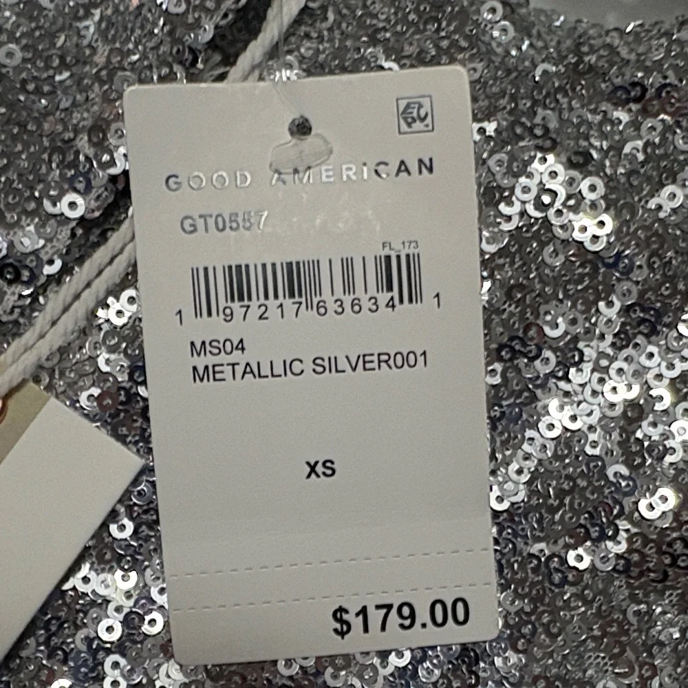Good American Sparkling Silver Sequin Long Sleeve Top