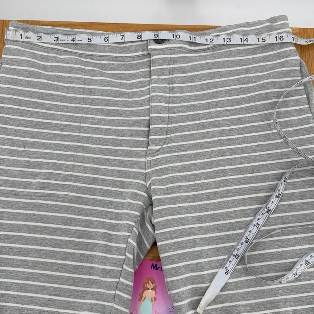 Michael Kors Gray Striped Women's Shorts Large