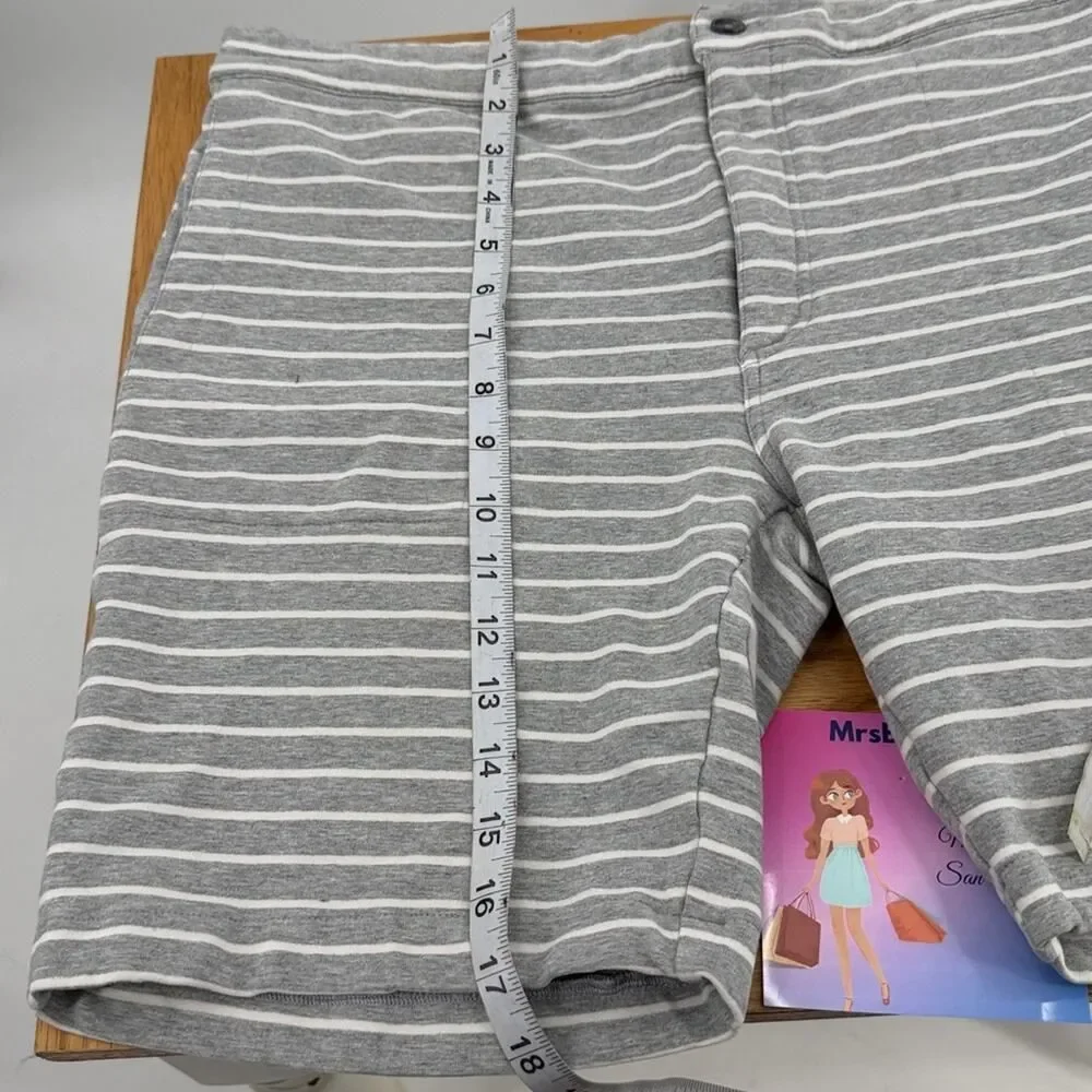 Michael Kors Gray Striped Women's Shorts Large