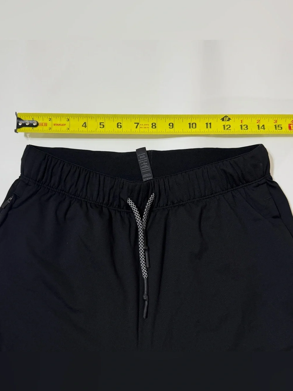 Three Nails Men’s Shorts Size M Lined Zippered Pockets Black Drawstring Frayed