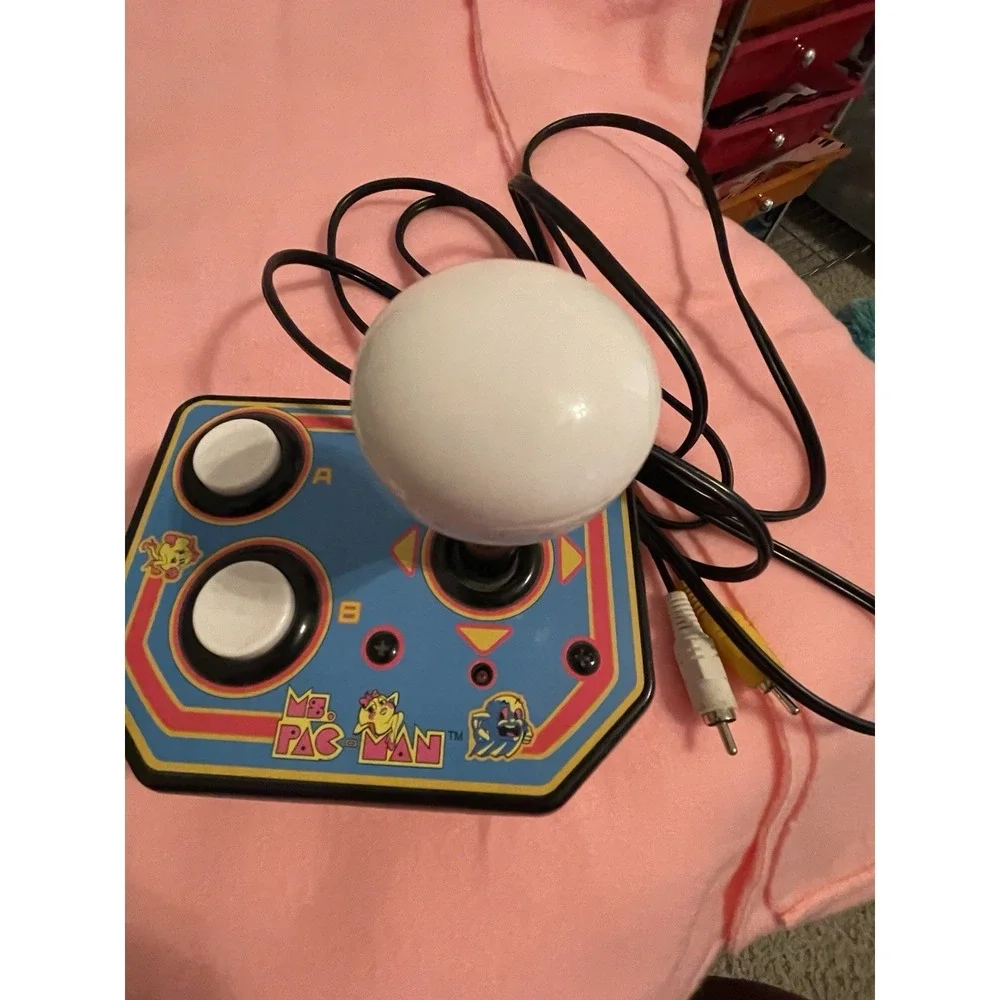 Ms.Pac-Man 1993 Vintage TV Plug N Play Classic Game Tested Works